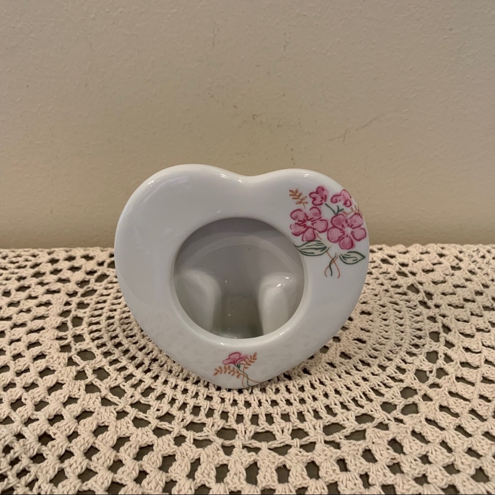 Painted Flower Ceramic Picture Frame